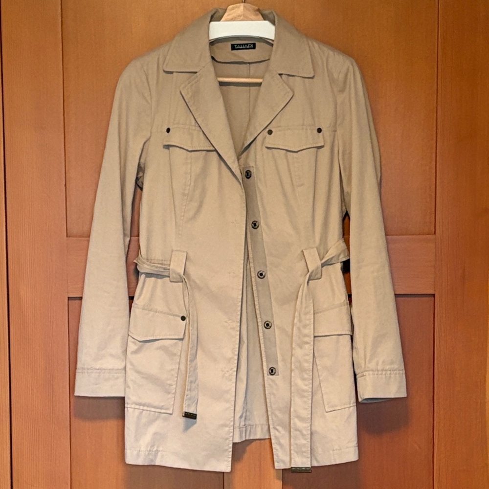 Elie Tahari Beige Trench Coat